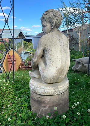 Puck Stone Statue