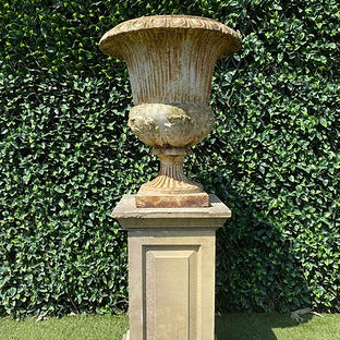 Andrew Handyside Urn